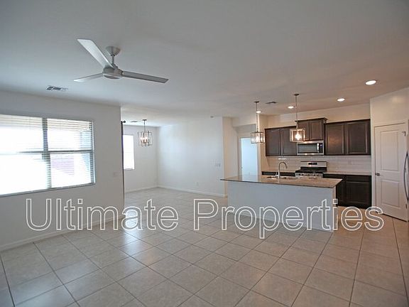 3rd image of 14097 W Valentine St