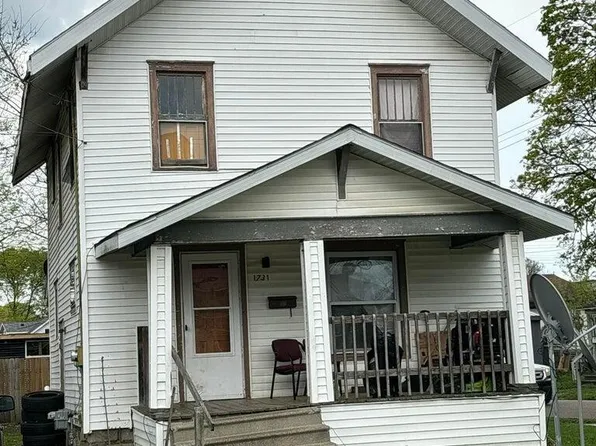 1731 Herbert St, Lansing, MI 48910
