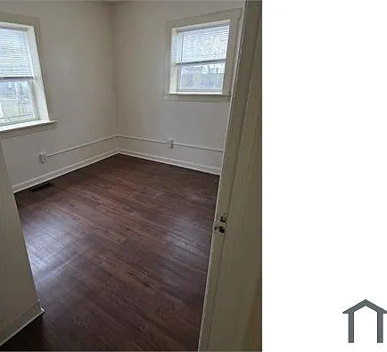 2615 S 6th St — Photo 3