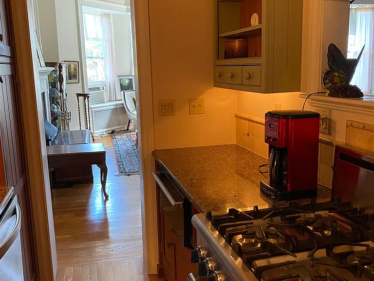 304 State St #2 — Photo 3