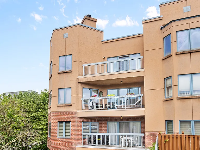 518 Ellery Ct #518 — Photo 36