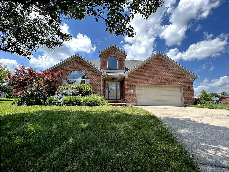 6353 Charlotte Ct — Photo 1