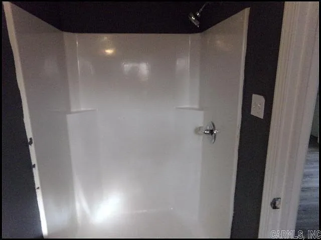 2323 S Spring St — Photo 10