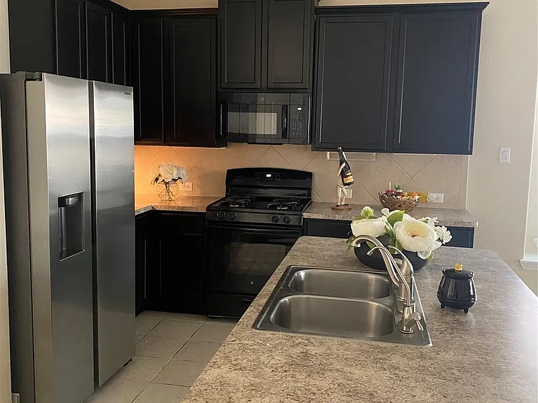 22810 Highland Bluff Ln — Photo 6
