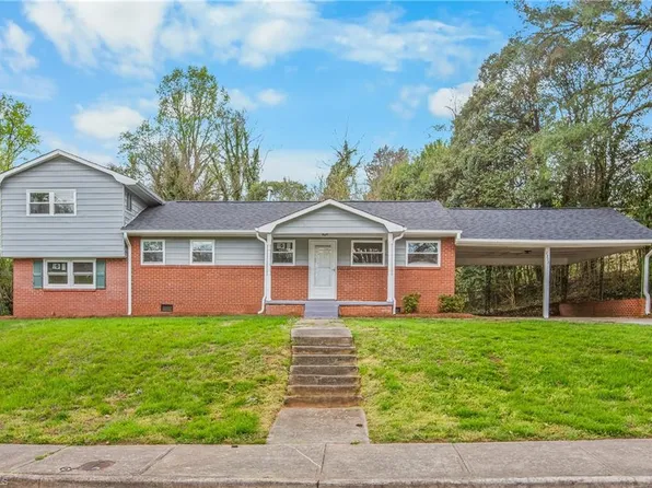 2308 Elbon Dr, Winston Salem, NC 27105