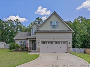 45 Raintree Ln, Spring Lake, NC 28390