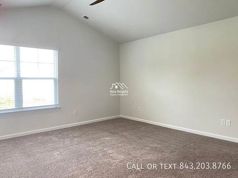 2641 Alamanda Dr — Photo 24