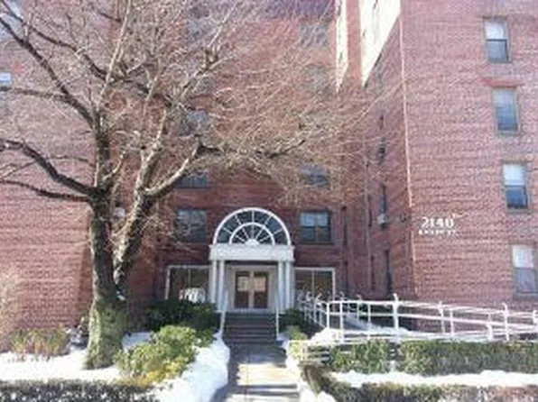 2140 Knapp Street image 1 of 1