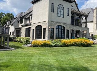 N1592 Lakeside Ln, Lake Geneva, WI 53147