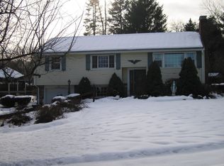 9 Birchwood Rd, Hudson, MA 01749