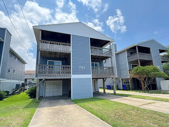741 W Ocean View Ave #B — Photo 31