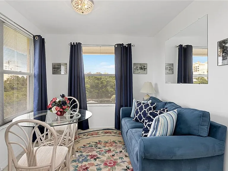 300 Horse Creek Dr #408 — Photo 4