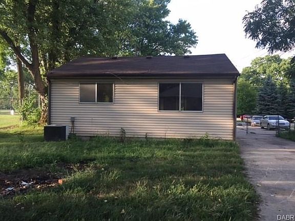 5th image of 4709 Willowview Dr