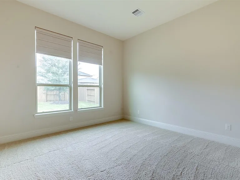 10307 Latta Creek Dr — Photo 25
