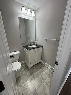 407 Bertha Way — Photo 26
