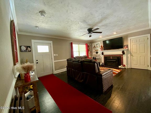 5th image of 817 Aberdeen Road