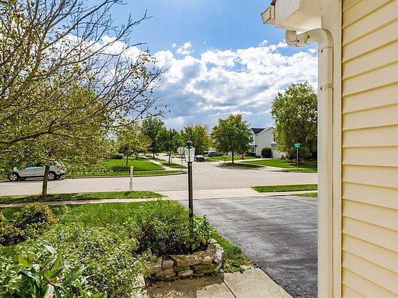 5th image of 6951 Sherbrook Dr