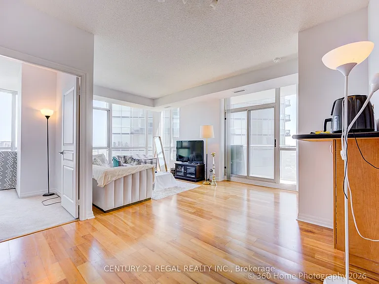 220 Burnhamthorpe Rd W #3004 — Photo 7