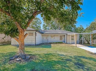 1804 Peachwood Dr, Pasadena, TX 77502