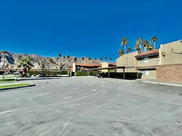 51020 Avenida Martinez #D2 — Photo 15