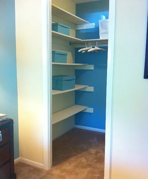 2 Bedroom 947 SF - Master Bedroom Walk-In Closet