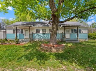 104 Spring St, Charlestown, IN 47111