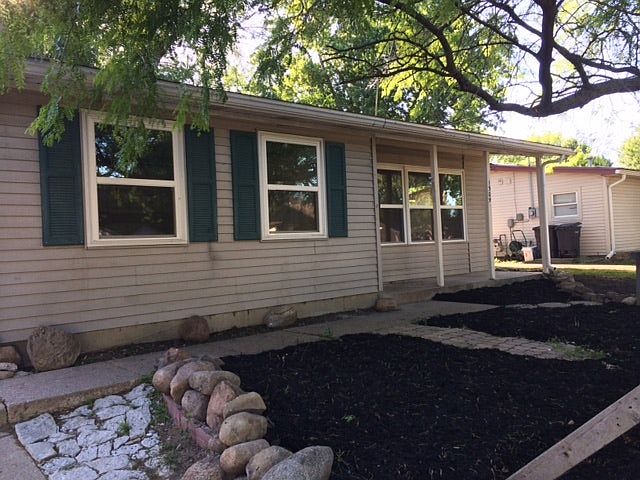 1st image of 1309 Davis Dr