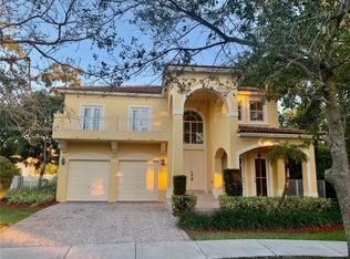 8219 SW 165th Ct, Miami, FL 33193