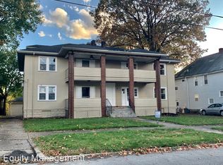 133 E Broadway Ave, Girard, OH