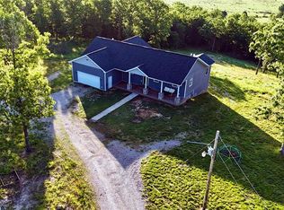 10704 Belle Rd, Crocker, MO 65452