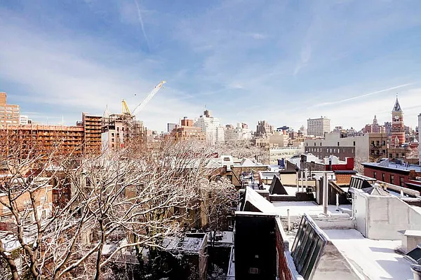 Rented by Town Residential | media 8