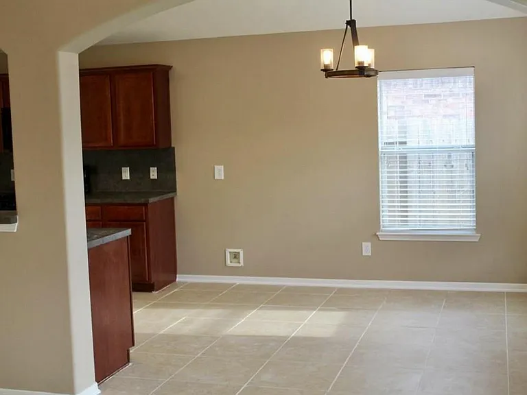 9419 Vander Rock Dr — Photo 3