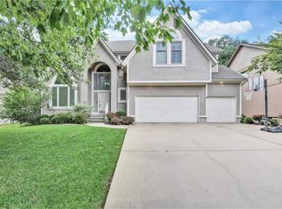 13130 Goddard Ave, Overland Park, KS 66213