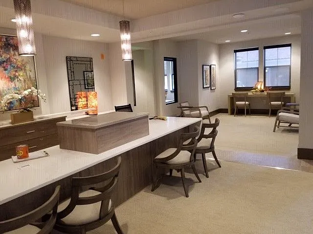 Messina Luxury Apartments — Photo 9