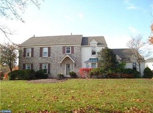 19 Springhill Dr, West Windsor, NJ 08550