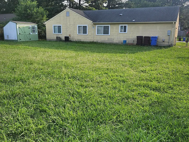 3465 Woodbaugh Dr — Photo 2