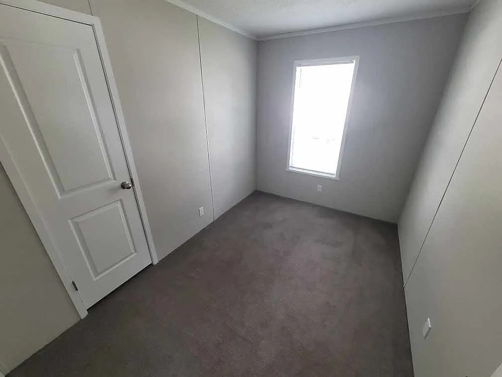 Stonecrest Manor — Photo 4