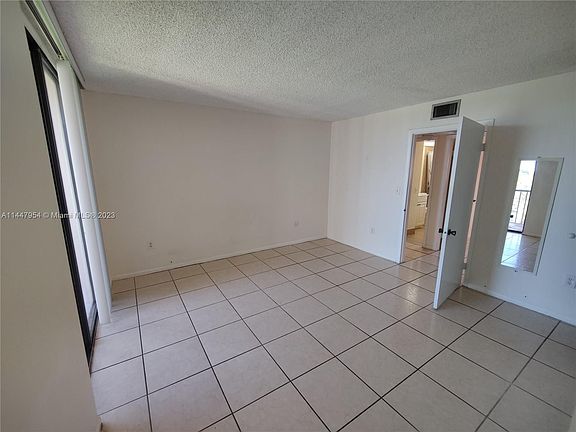 4th image of 8600 SW 133rd Avenue Rd APT 416