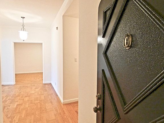 2nd image of 2235 Laguna St APT 601