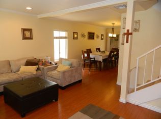 10260 Plainview Ave APT 4, Tujunga, CA 91042