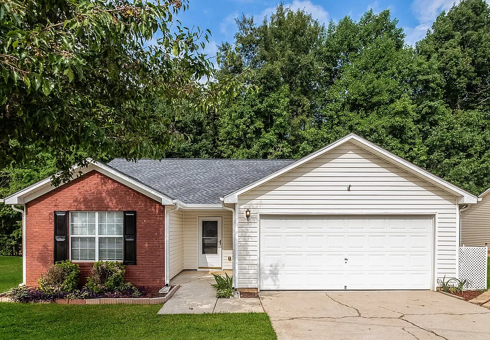 173 Waters Edge Dr