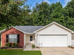 173 Waters Edge Dr, Locust Grove, GA 30248