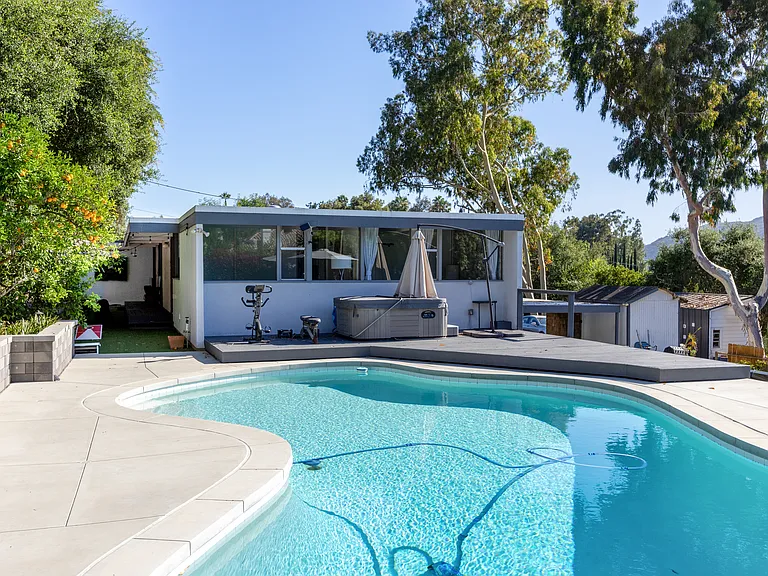 1548 Via Rancho Pkwy — Photo 35
