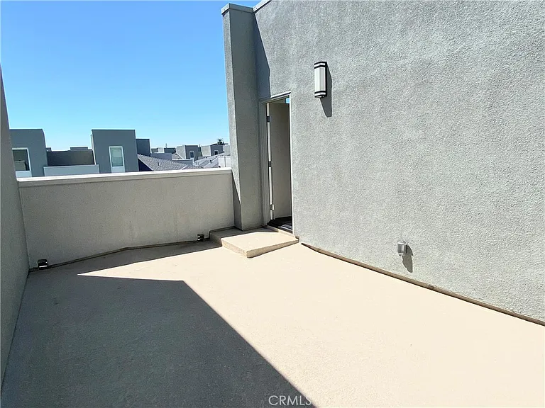 1319 W Cara Dr — Photo 13
