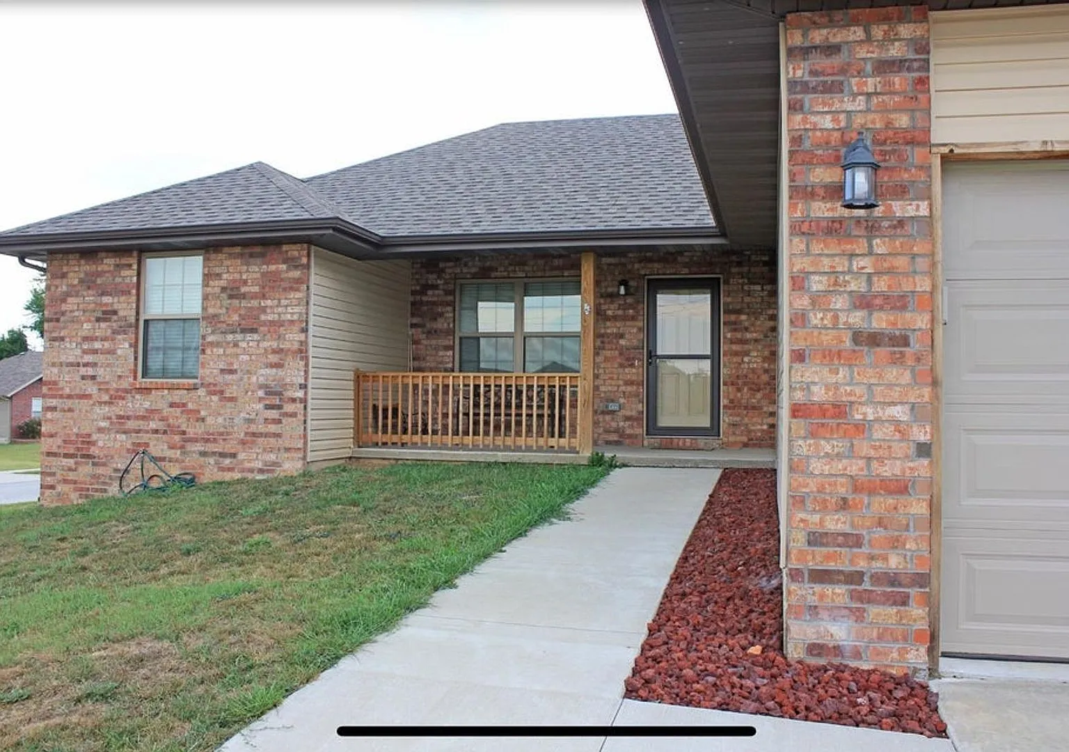 3 Bed, 2 Bath, 2 Car Garage Home — Photo 2