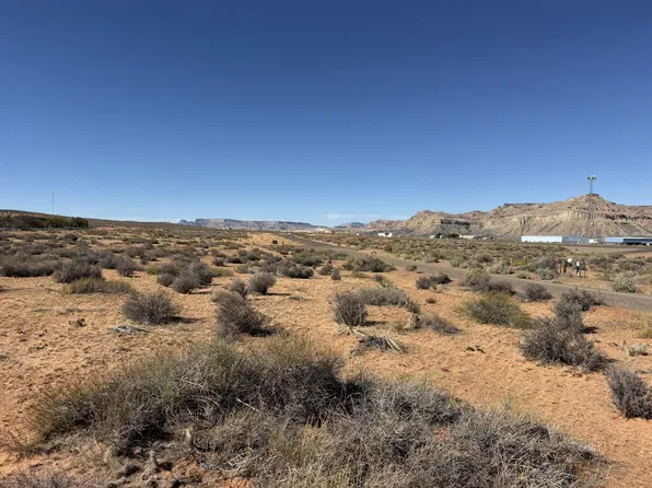 845 E Yankee Doodle Dr, Kanab, UT 84741