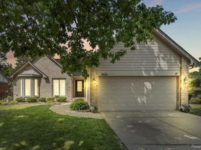 13656 Heatherwood Dr, Sterling Heights, MI, 48313