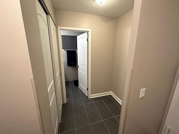 5th image of 1539 N Lasalle St #302
