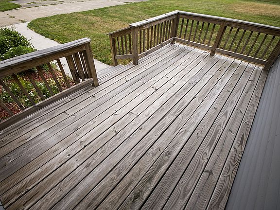 Large front porch offers a great welcoming spot for your guests as they enter through the front door of the home.