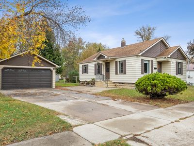 215 16th St N, Moorhead, MN, 56560